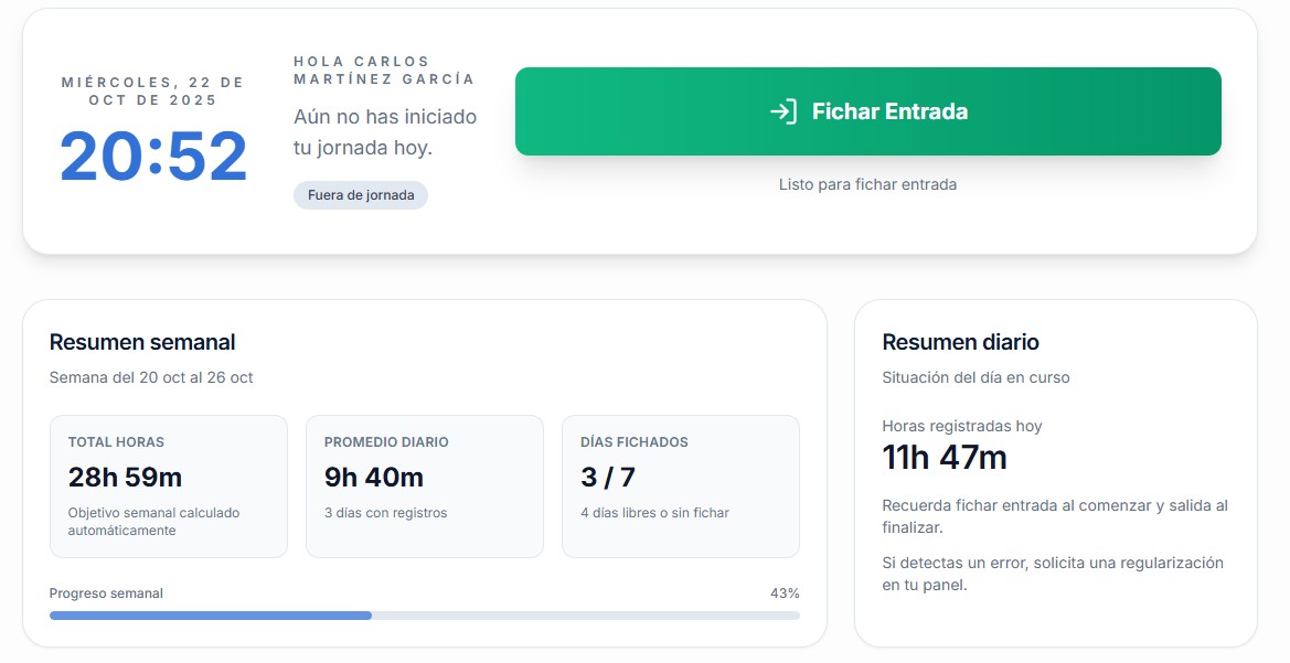 Empleado fichando entrada